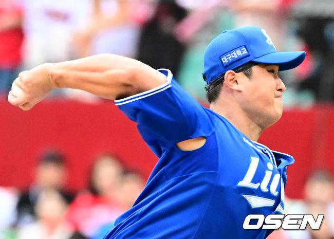 선발로 등판해 역투하는 최원태