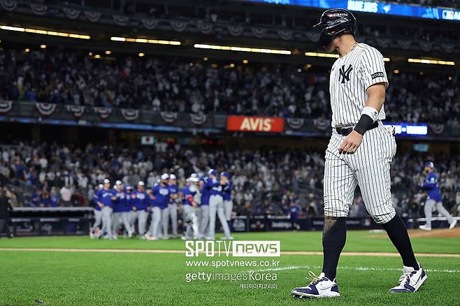 ▲ 저지의 분전에도 불구하고 양키스는 토론토에 디비전시리즈에서 져 16년 연속 월드시리즈 우승 실패라는 프랜차이즈 굴욕의 역사를 이어 가게 됐다