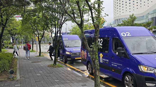 대전 컨벤션지구를 다니는 수요응답형 교통체계(DRT) 버스