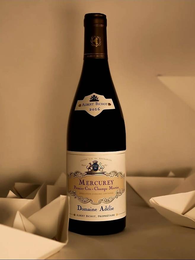 도멘 아델리 프리미에 크뤼 ‘샹 마르땡’. 인스타그램