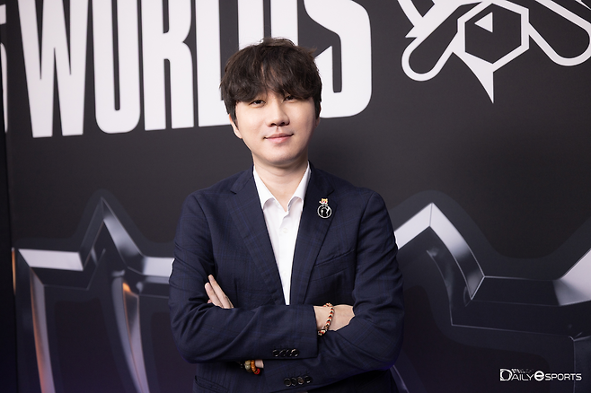 인빅터스 게이밍(IG) 양대인 감독