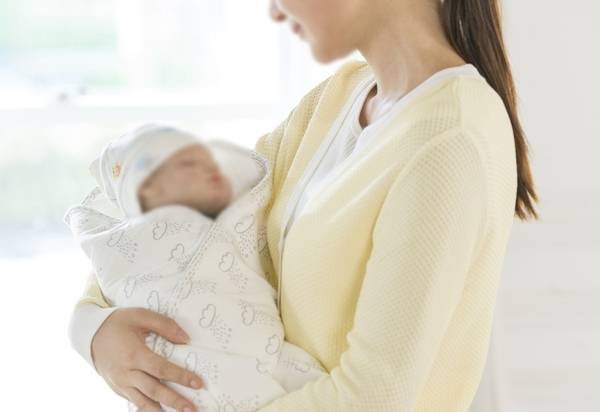 시아버지가 모유 수유하는 것을 직접 보고 싶어해 고민이라는 여성의 사연이 전해졌다. 사진은 기사 본문과 무관함. /사진=클립아트코리아