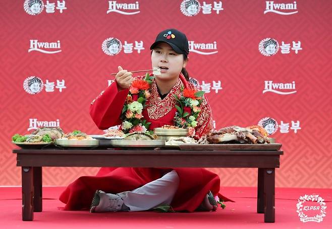 [서울=뉴시스]홍정민, KLPGA 놀부·화미 마스터즈 우승. (사진=KLPGA 제공)