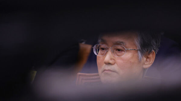 이재명 정부 첫 국정감사가 시작된 13일 서울 여의도 국회에서 열린 법제사법위원회 국정감사에&nbsp;조희대&nbsp;대법원장이 출석해 있다. 연합뉴스