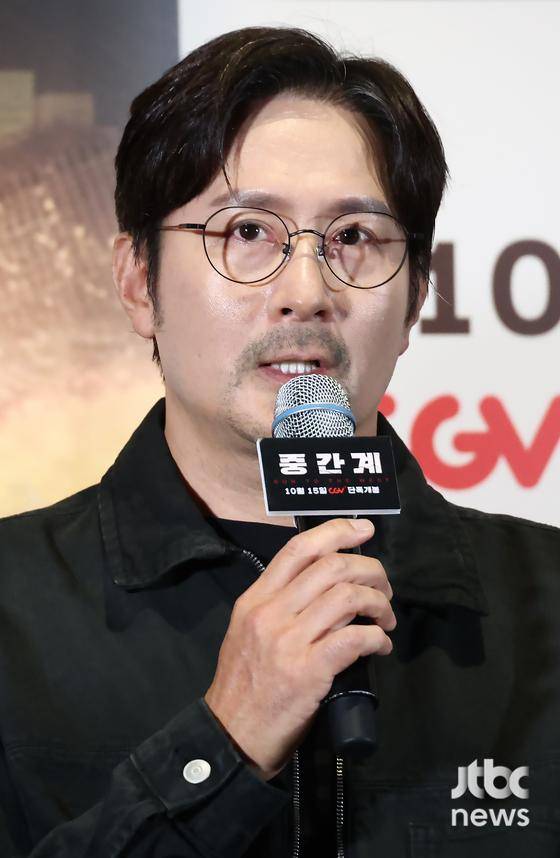 13일 오후 서울 용산 CGV 아이파크몰에서 영화 '중간계' 언론시사회가 열렸다. 강윤성 감독, 배우 변요한, 김강우, 방효린, 임형준이 참석했다. 박세완 엔터뉴스팀 기자 park.sewan@jtbc.co.kr