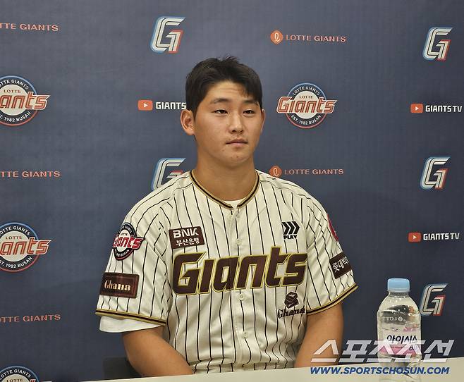인터뷰에 임한 이서준. 김영록 기자