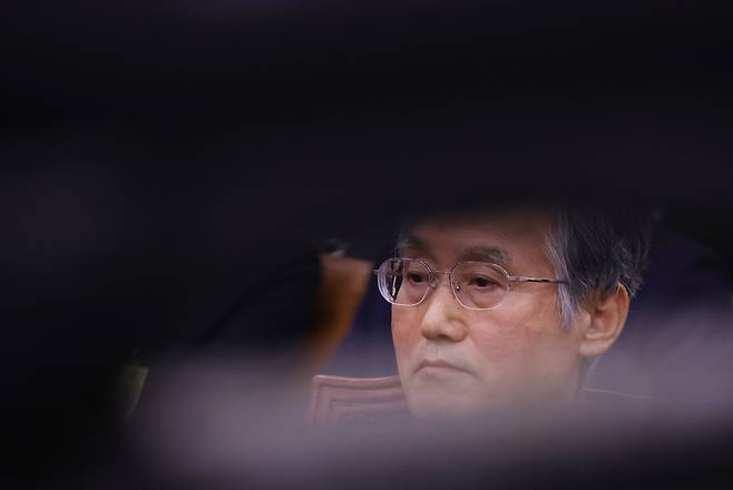 이재명 정부 첫 국정감사가 시작된 13일 서울 여의도 국회에서 열린 법제사법위원회 국정감사에 조희대 대법원장이 출석해 있다./연합뉴스