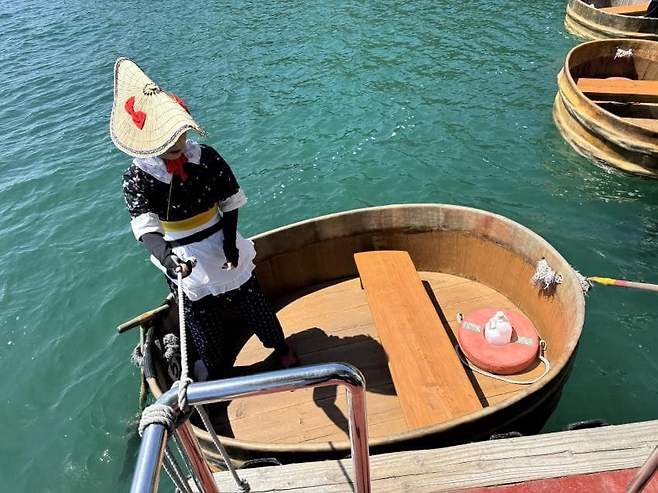 0490f719bc856cf320b5c6b236ef203ef1edda35df433e96bc