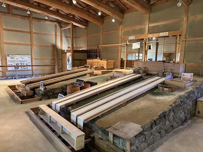 0490f719b5826ef420b5c6b236ef203e784c43c8042c5a25a3