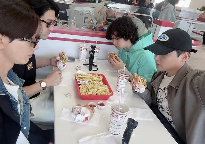 이특 소셜 계정 캡처