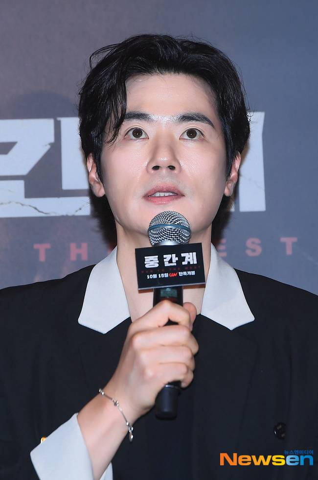 김강우