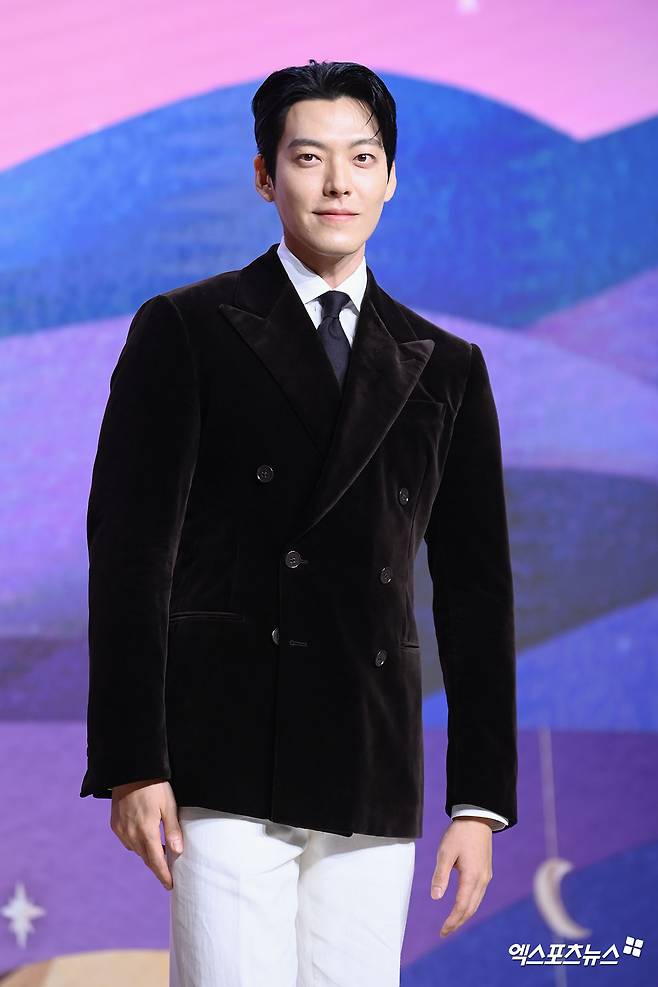 배우 김우빈.