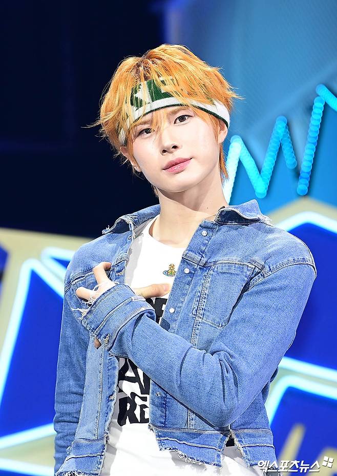 투어스 경민.