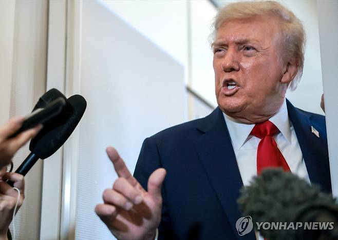 "전쟁은 끝났다" 벌써 종전 선포한 도널드 트럼프 미국 대통령 [EPA 연합뉴스. 재판매 및 DB 금지]