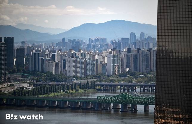 용산 일대 아파트 전경./사진=이명근 기자 qwe123@