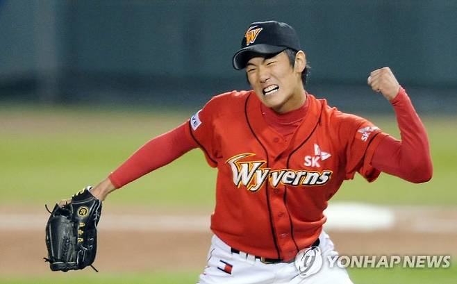 2007년 한국시리즈 4차전에서 고졸 신인으로서 역투를 펼쳤던 김광현. 사진=연합뉴스
