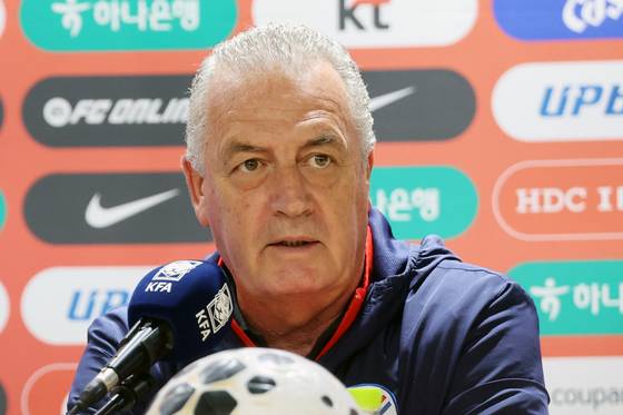 구스타보 알파로 파라과이 남자 축구 국가대표팀 감독. 뉴스1