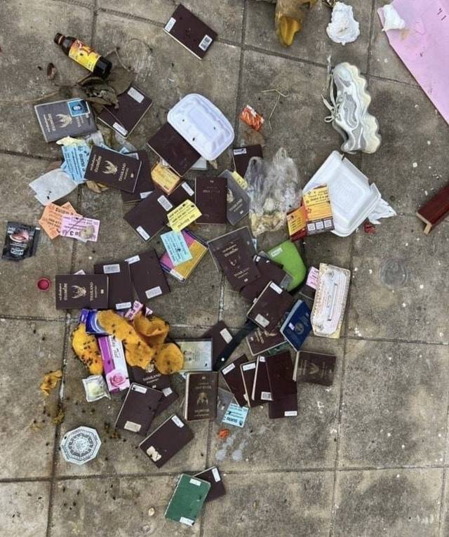 캄보디아 쓰레기통 여권 온라인 커뮤니티