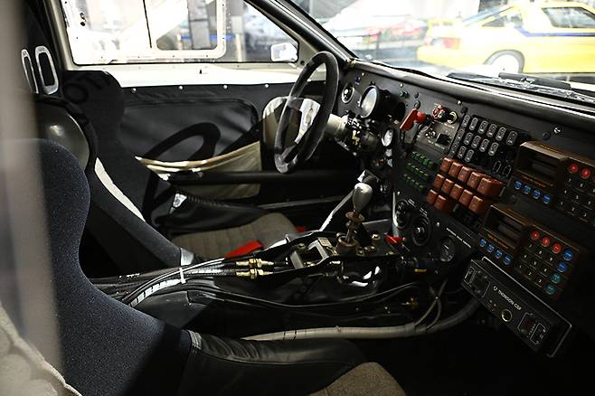 토요타 222D. 사진: 김학수 기자