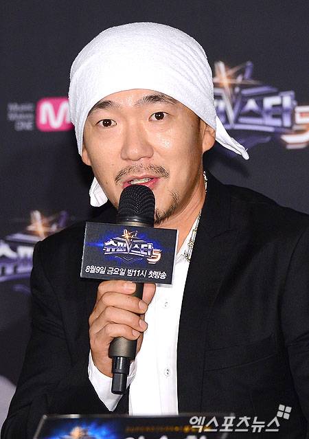 가수 이하늘