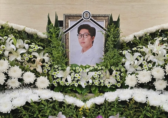 대도서관 영정사진. 서수경 스타일리스트 인스타그램