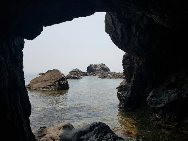 경주 감포 해변 용굴 전경 강시일 기자