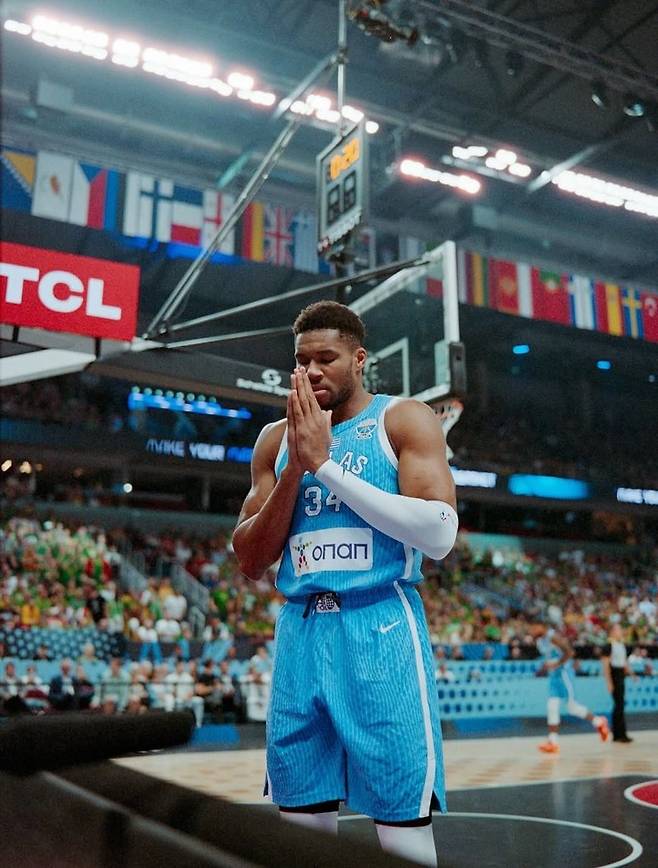 야니스 아데토쿤보