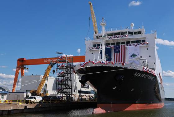 지난 8월 26일(현지시간) 미국 펜실베이니아주 필라델피아의 한화 필리조선소에 미국 해양청 발주 국가안보 다목적선 '스테이트 오브 메인'호가 정박해 있다. 뉴시스