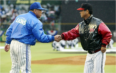 2002년 한국시리즈에서 격돌했전 김응용 삼성 강독과 김성근 LG 강독 [KBO 자료사진]