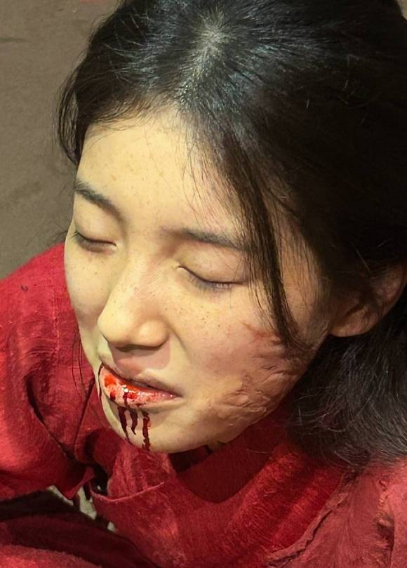 수지 소셜 미디어