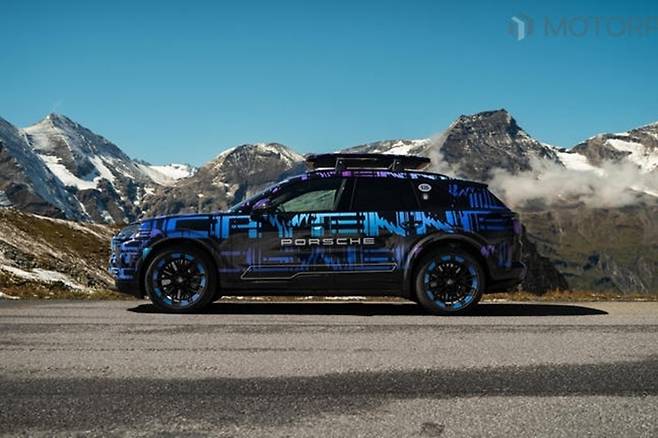 포르쉐 카이엔 EV