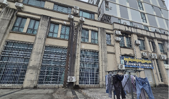 14일(현지시간) 캄보디아 시아누크빌에 있는 범죄 단지로 추정되는 건물 모습.(사진=연합뉴스)