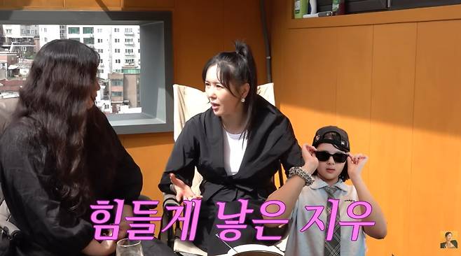 방송인 장영란이 2년간 난임으로 고생하다 아이를 낳았다고 고백했다./사진=유튜브 채널 'A급 장영란' 영상