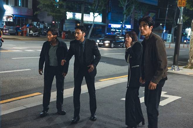 영화 '중간계' 스틸컷. CJ CGV㈜ 제공