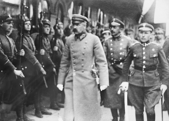 폴란드의 첫 국가원수인 유제프 피우수트스키. (자료 : 영국 브리태니커 백과사전 홈페이지)