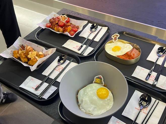 넥슨 상설 PC방 '메이플 아지트'에서 판매하는 음식들. '메이플스토리' IP 콘셉트로 제작됐다.ⓒ데일리안 이주은 기자