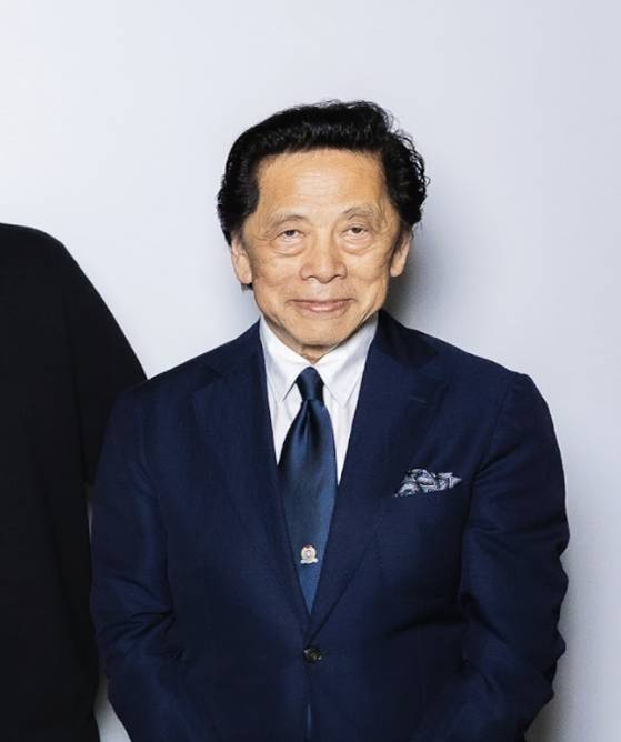 글로벌 크리에이티브 영역을 총괄하는 존 C. 제이 디렉터. 사진 유니클로 (일부 발췌)