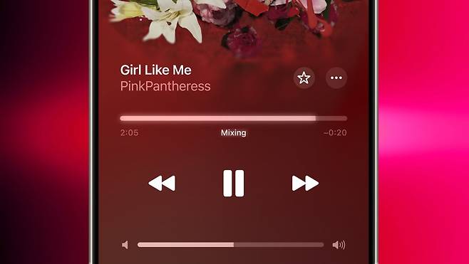 애플뮤직이 iOS 26 업데이트를 통해 2개의 곡을 리믹스할 수 있는 '오토믹스' 기능을 선보였다. 사진=애플