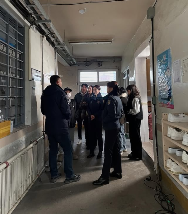 영화 '만남의 집' 촬영 현장. /송지효 소셜미디어, 마노 엔터테인먼트