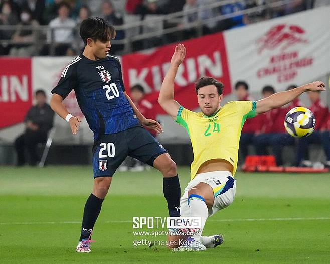 ▲ 전반 2골 차 열세를 뒤집고 후반에만 3골을 몰아치는 놀라운 화력으로 대역전극을 완성했다. 모리야스 하지메 감독이 이끄는 일본은 14일 오후 7시 30분 일본 도쿄의 아지노모토 스타디움에서 열린 브라질과 평가전에서 3-2로 역전승했다.