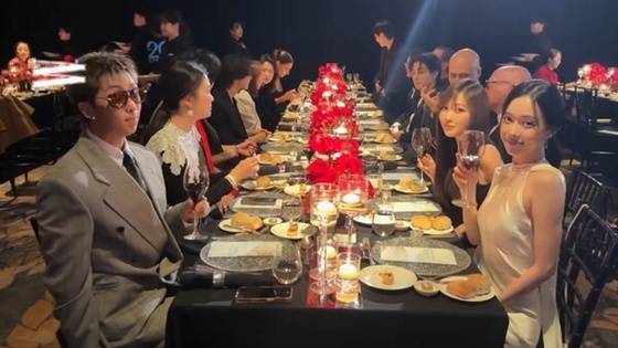 ▲ 유방암 파티. 출처ㅣW코리아 공식 계정