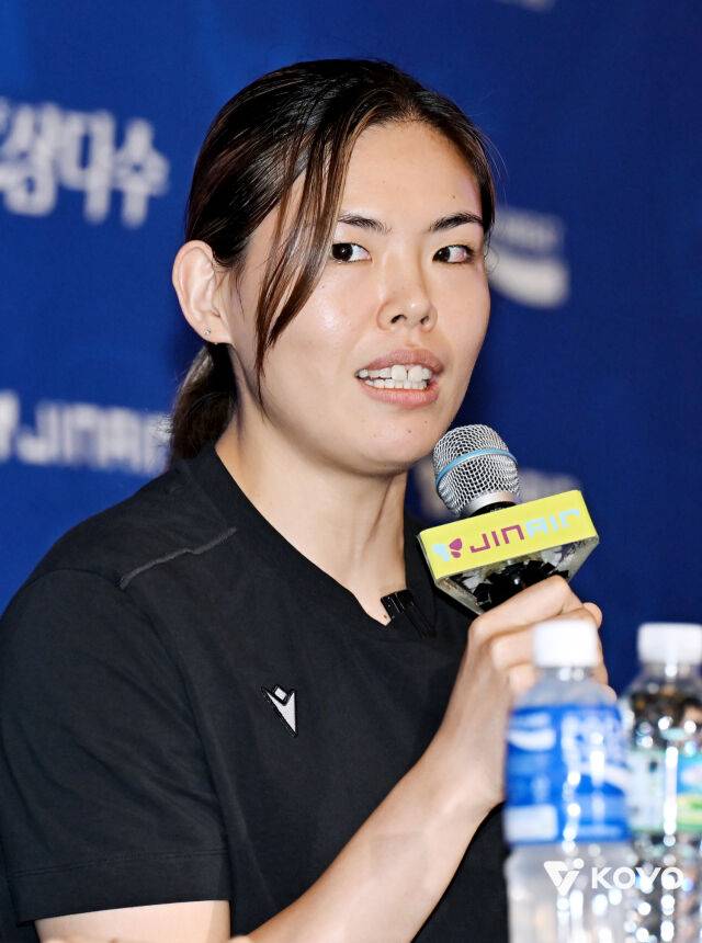 페퍼저축은행 유니폼을 입은 시마무라./KOVO