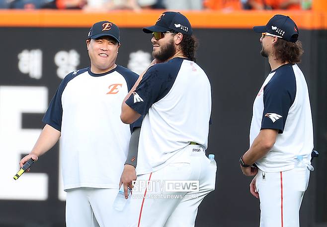 ▲ 류현진 폰세 와이스 ⓒ곽혜미 기자