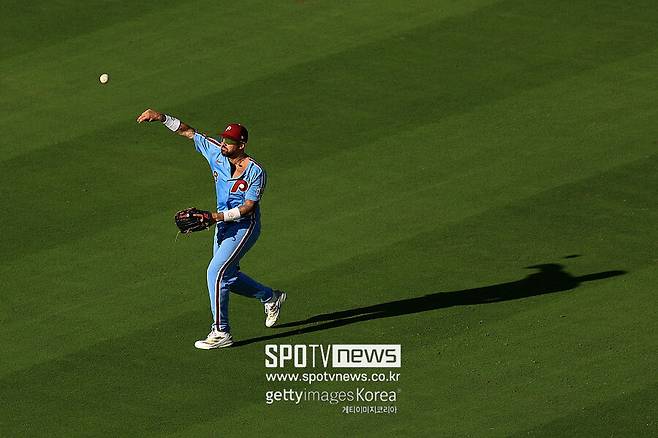 ▲ 대수비 교체에 불만을 품고 감독에 부적절한 발언을 했다 구설수에 오르기도 했던 닉 카스테야노스