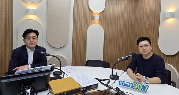 이도형 앵커, 이승기 변호사 2025.10.17 [경인방송DB]