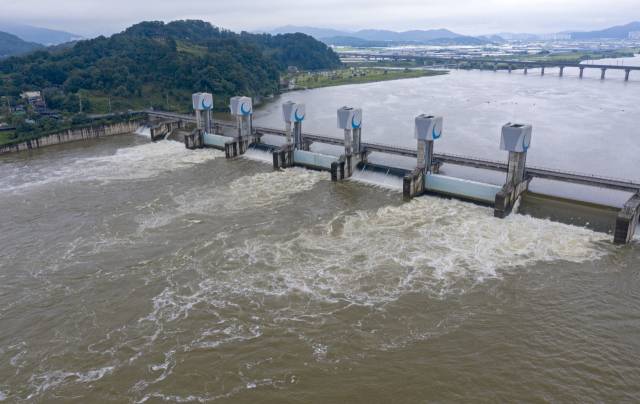 칠곡보 전경. 매일신문 DB