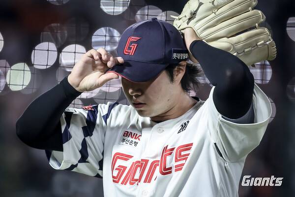 롯데 정성종이 18일 문수구장에서 열린 폴리그 일본독립전에서 3.1이닝 5실점을 기록했다. (사진=롯데)