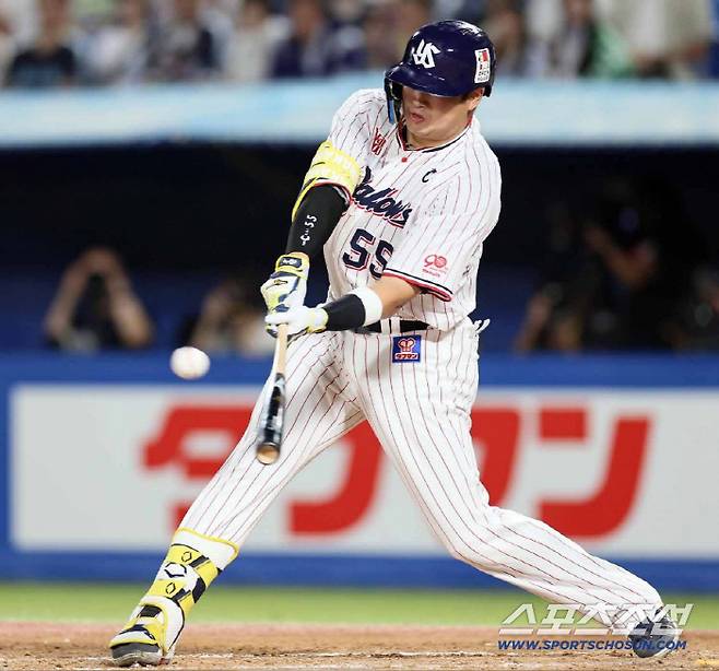 이번겨울 메이저리그에 진출하는 무라카미. 56경기에서 22홈런을 때렸다. 사진캡처=야쿠르트 스왈로즈 SNS