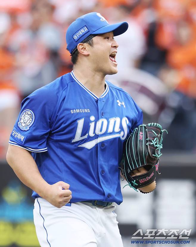 19일 대전 한화생명볼파크에서 열린 삼성과 한화의 PO 2차전. 7회 투구를 마치고 포효하는 최원태. 대전=송정헌 기자songs@sportschosun.com/2025.10.19/
