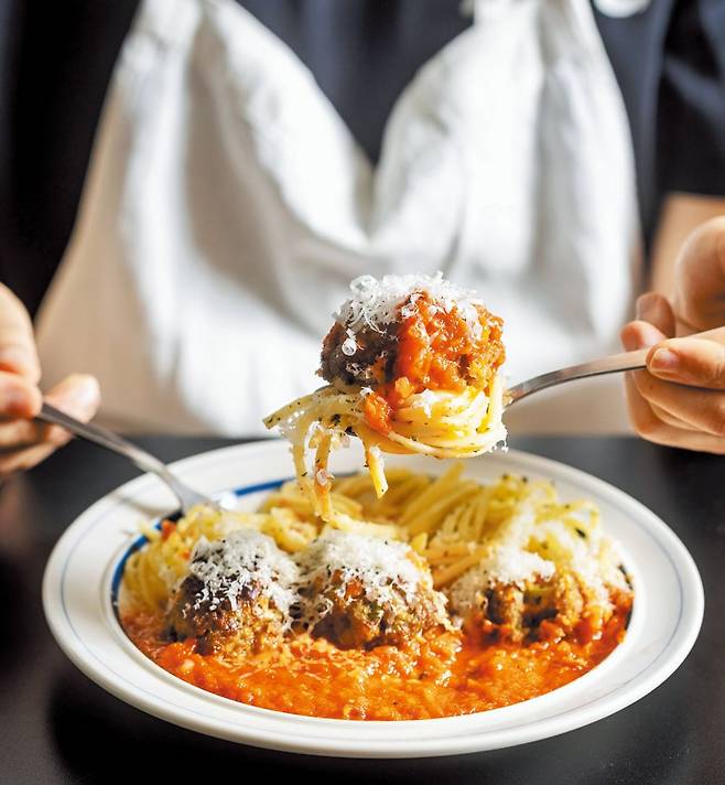 서울 용산구 플로우 이태원의 미트볼 파스타. /장은주 영상미디어 기자